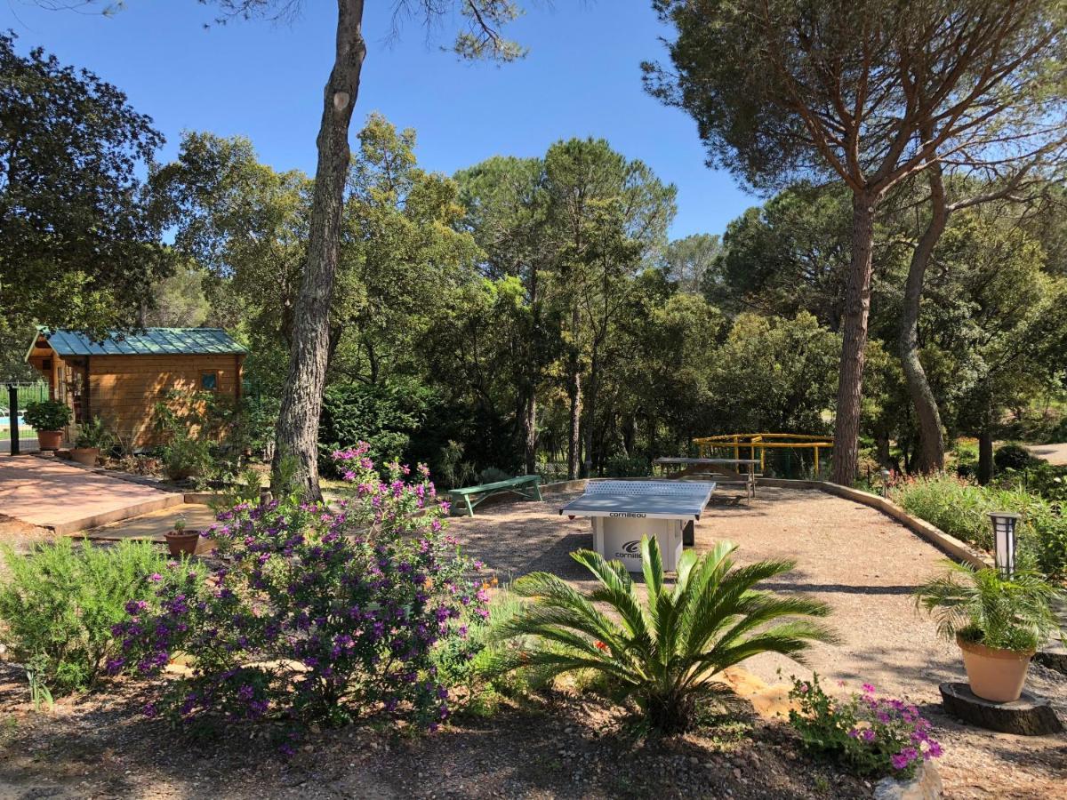 Camping De Parpaillon * Roquebrune-sur Argens